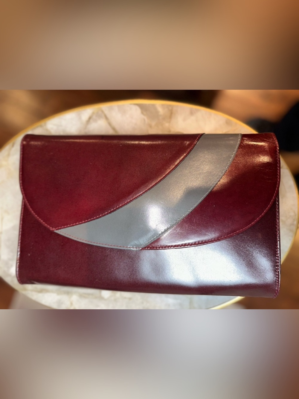 Bally 2-Way Shoulder Bag /
Clutch | Made in Italy |
Burgundy Leather Vintage - Picture 14 of 17